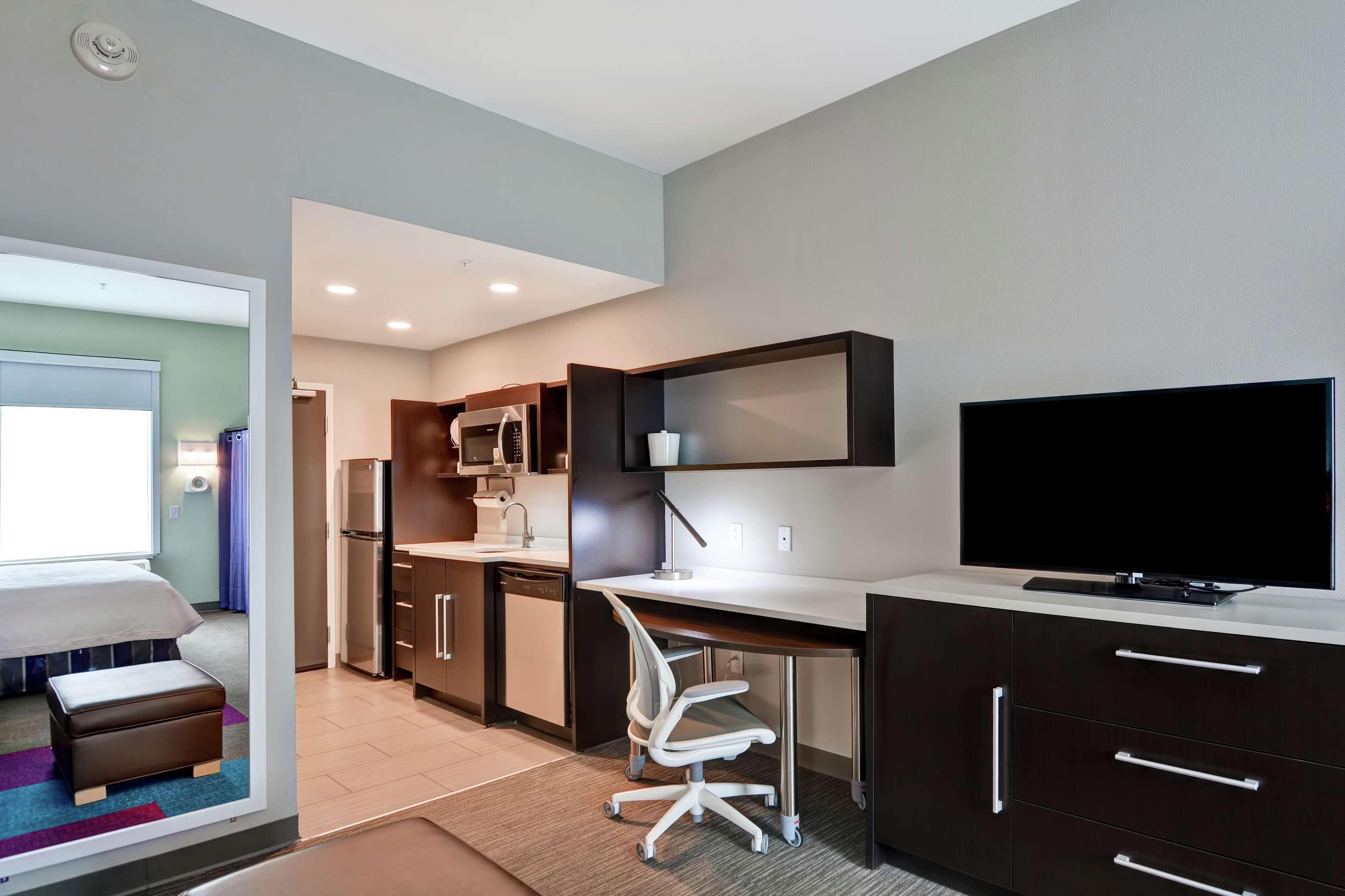 Home2 Suites Pensacola I-10 At North Davis Hwy Esterno foto