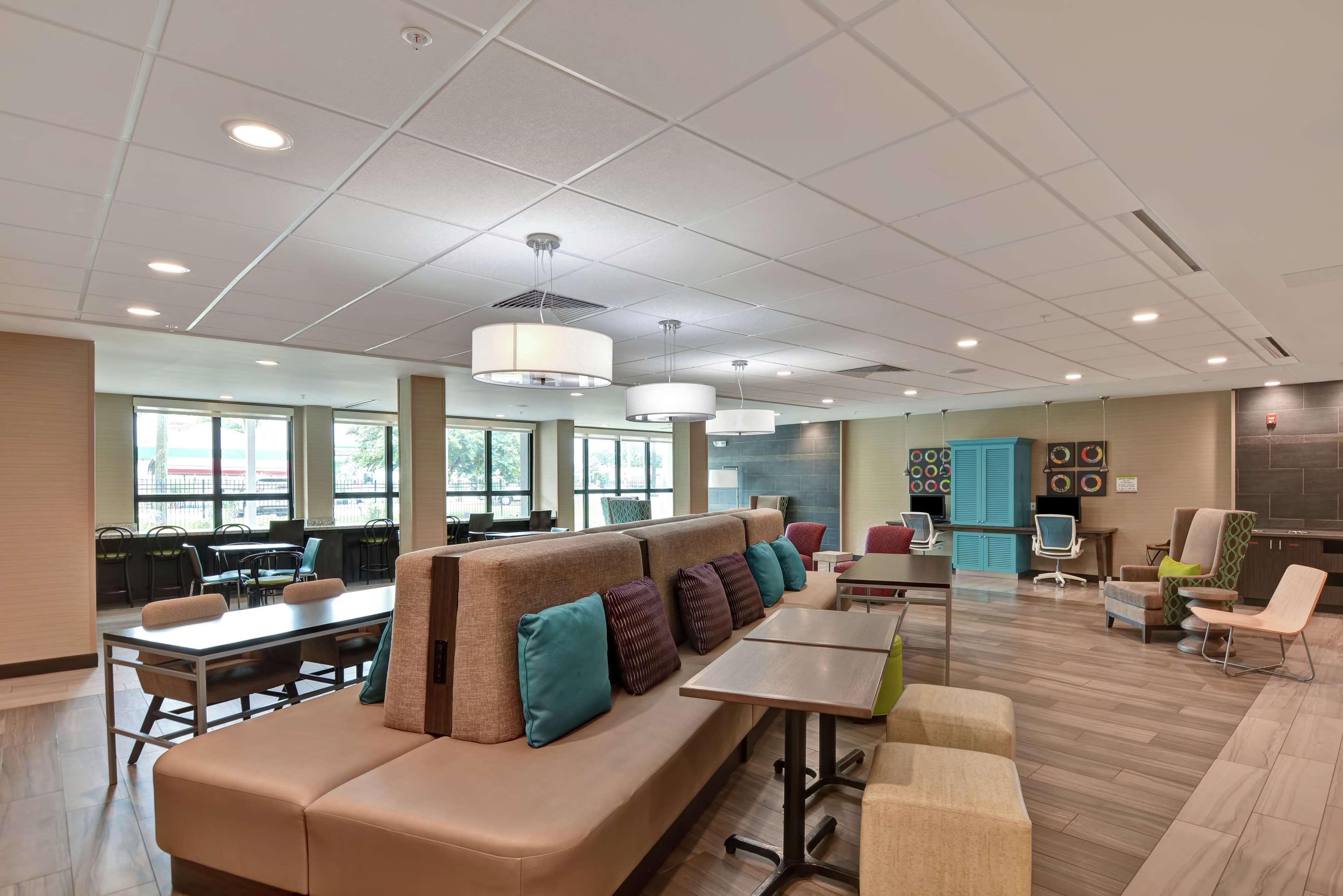 Home2 Suites Pensacola I-10 At North Davis Hwy Esterno foto