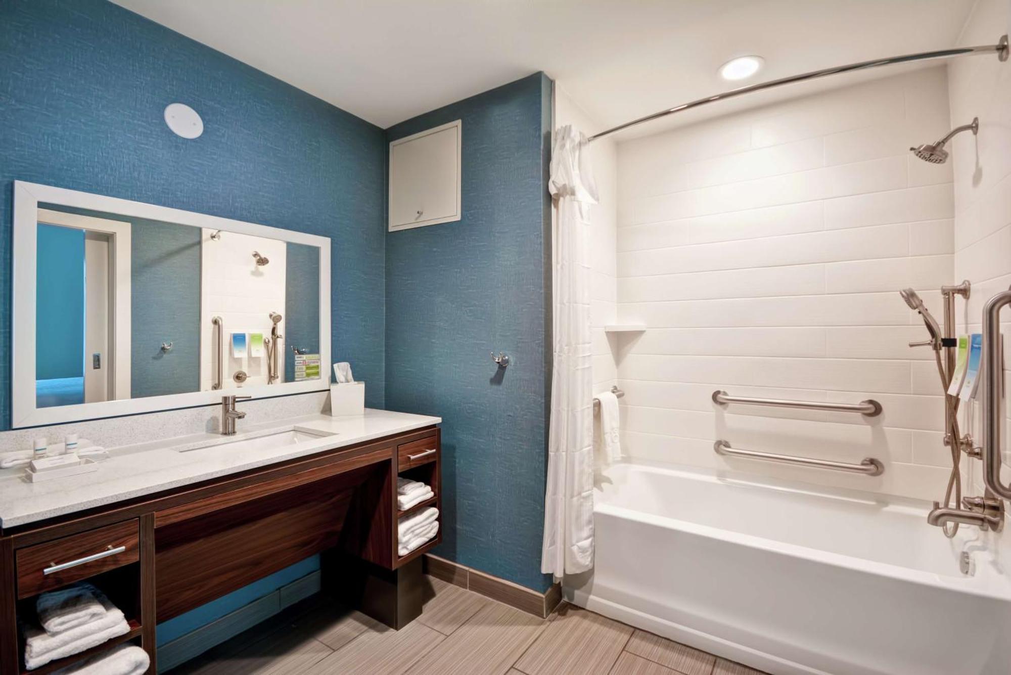 Home2 Suites Pensacola I-10 At North Davis Hwy Esterno foto